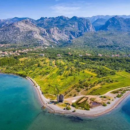 Mobilna Kucica Robert * Starigrad Paklenica