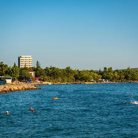 Mobilna Kucica Robert Starigrad Paklenica